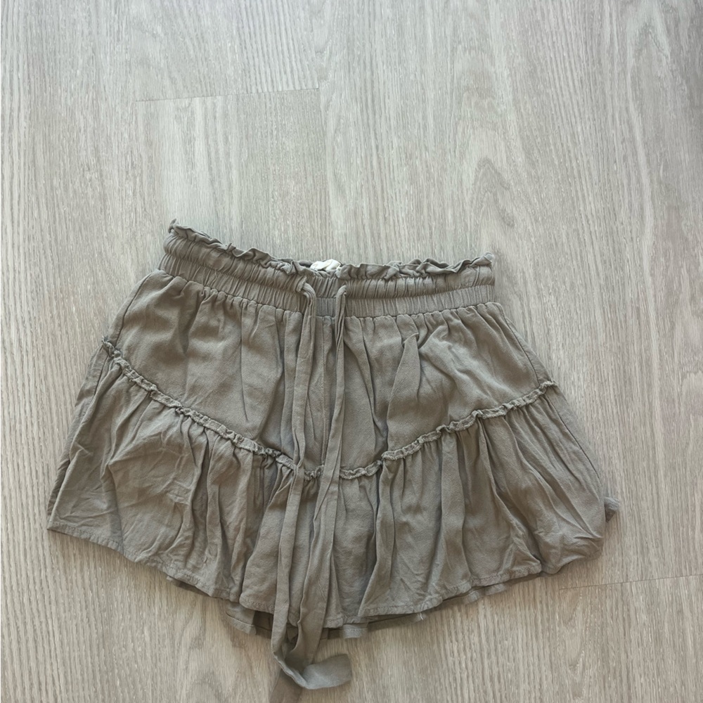 Flowy shorts